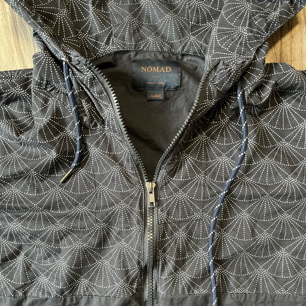 Nomad Navy and White Lightweight windbreaker Zip-up Spring Jacket Size XL - Picture 7 of 13